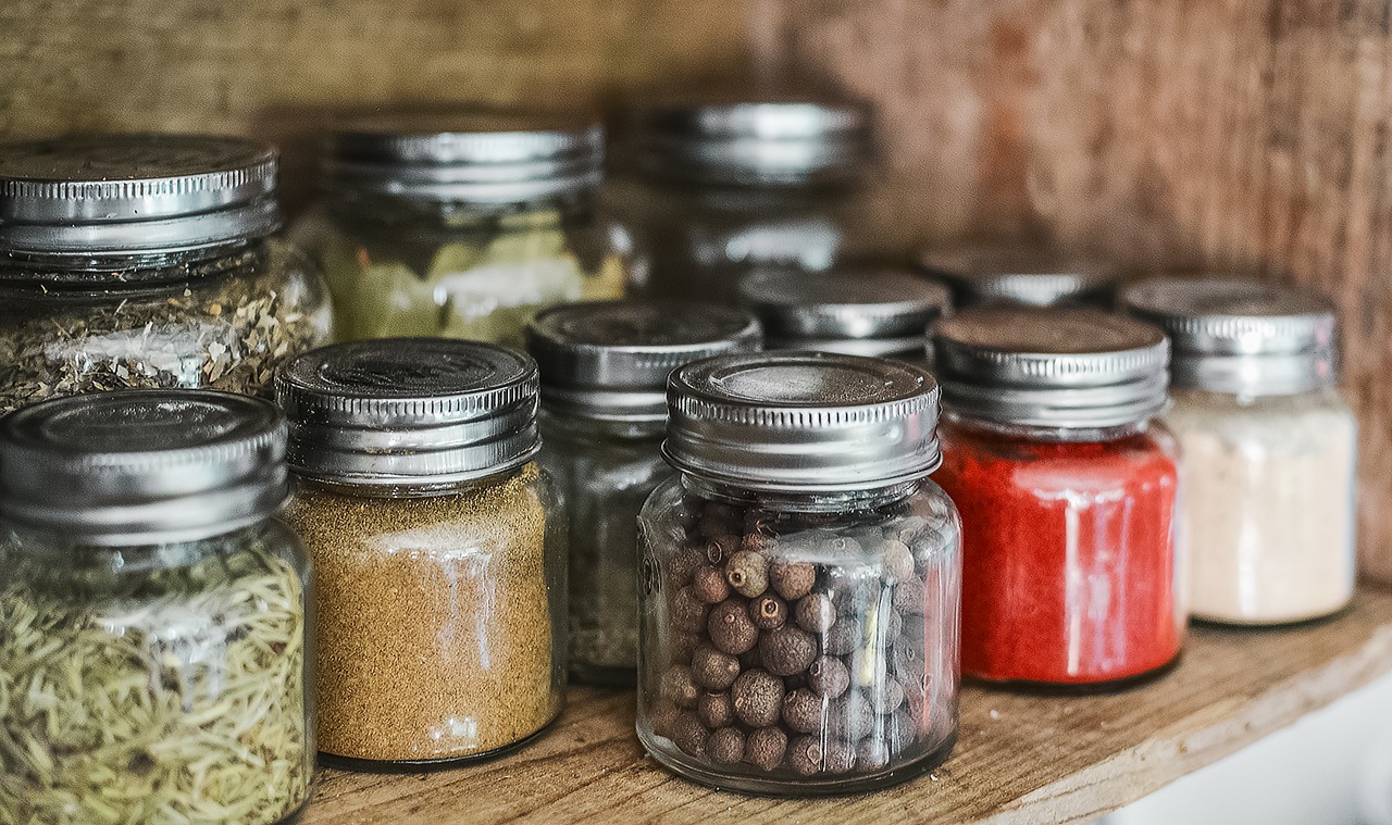 Boîte de conserve ou bocal en verre : avantages et inconvénients - Phare  d'Eckmühl